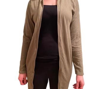 NWT Forever 21 Lightweight Long Green Jacket Juniors XL